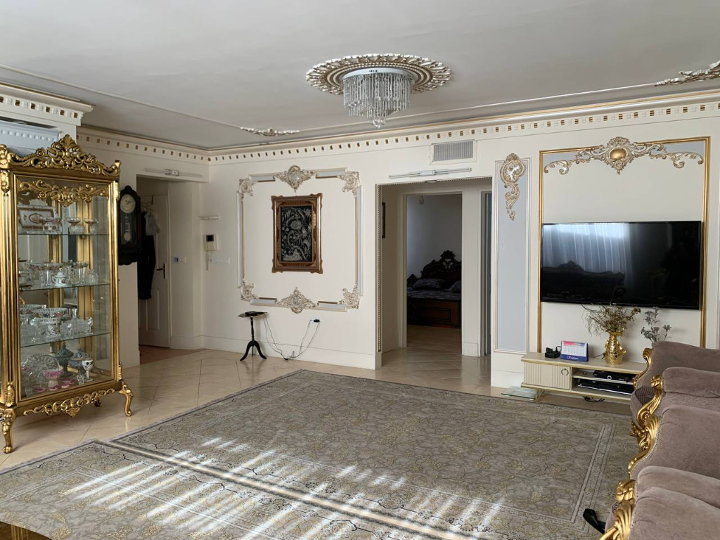 آپارتمان 97 متری دو خوابه در خیابان شهید رجایی ملایر