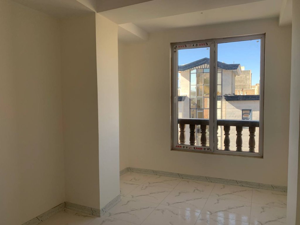 آپارتمان 150 متری سه خوابه در خیابان خلبان ملایر