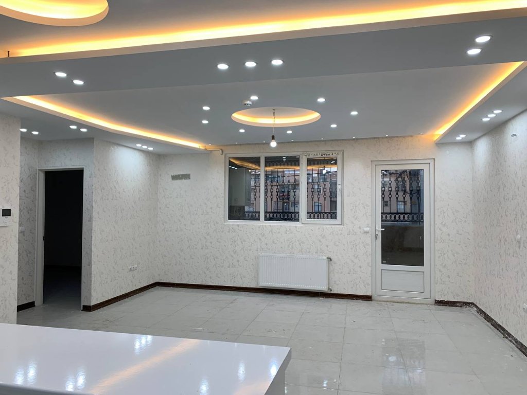 آپارتمان 84 متری دو خوابه در بلوار مطهری ملایر