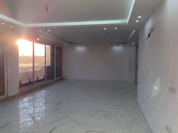 آپارتمان 115 متری دو خوابه در خیابان زرینی ملایر