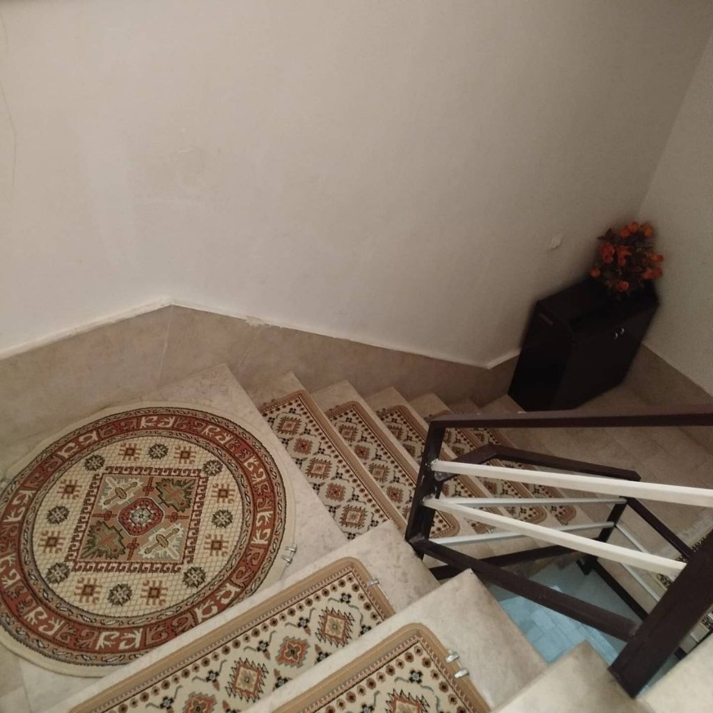 آپارتمان 111 متری دو خوابه در خیابان همدان ملایر