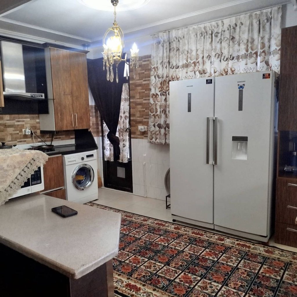 آپارتمان 111 متری دو خوابه در خیابان همدان ملایر