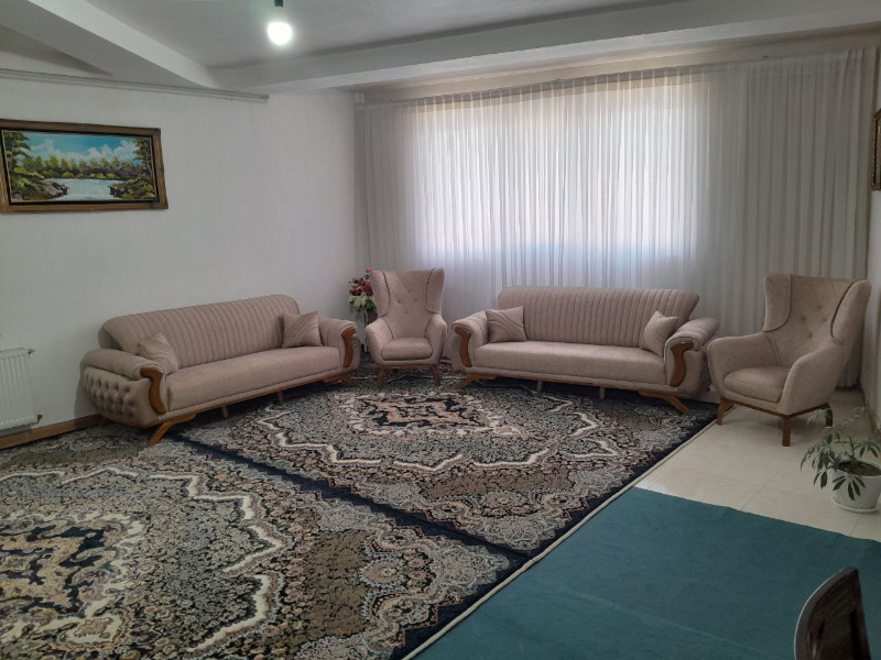 آپارتمان 101 متری دو خوابه در میدان جهاد ملایر