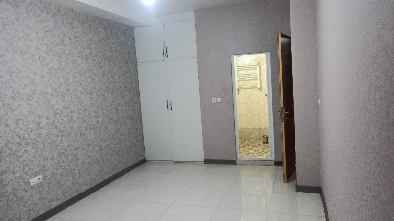 آپارتمان 108 متری دو خوابه در میدان جهاد ملایر