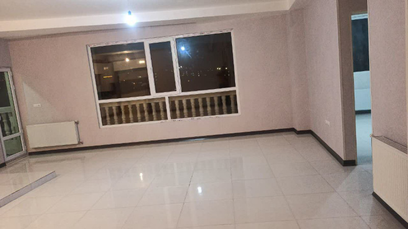 آپارتمان 108 متری دو خوابه در میدان جهاد ملایر