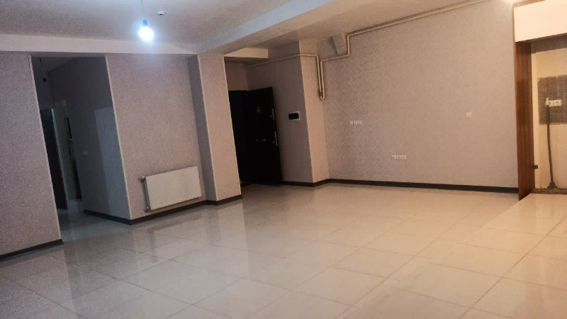 آپارتمان 108 متری دو خوابه در میدان جهاد ملایر