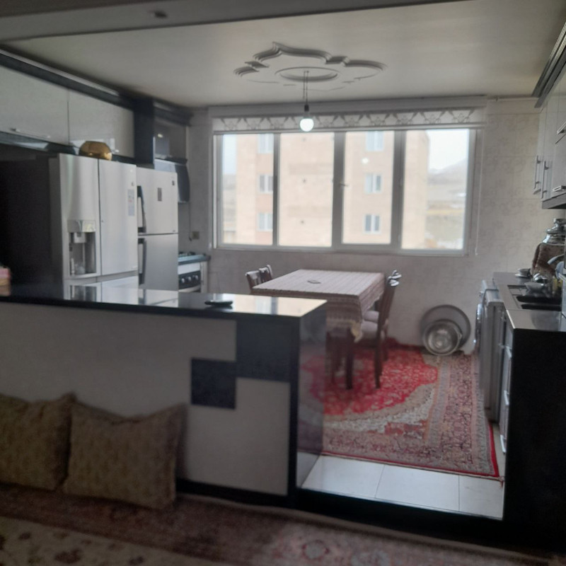 آپارتمان 153 متری سه خوابه در خیابان ایمان ملایر