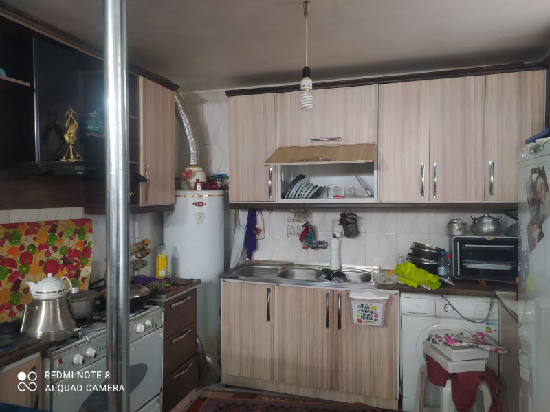 آپارتمان 60 متری دو خوابه در میدان سرو ملایر