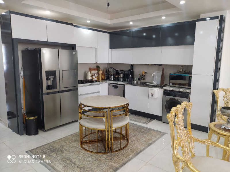 آپارتمان 115 متری دو خوابه در میدان قائم ملایر