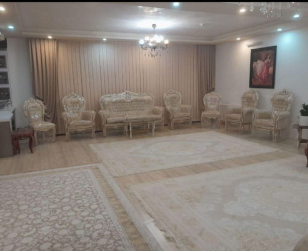 آپارتمان 174 متری سه خوابه در خیابان انقلاب سبزوار