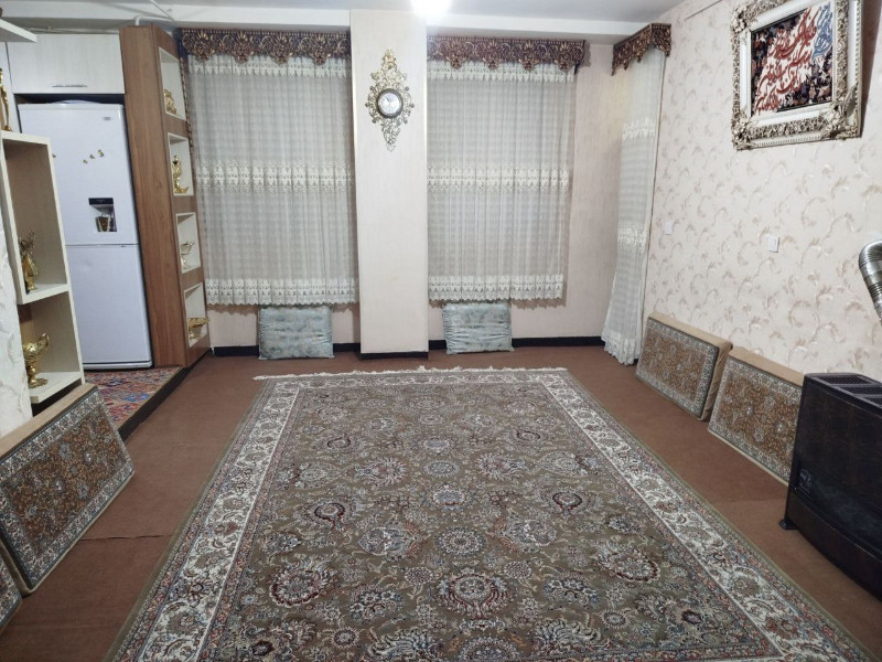 آپارتمان 65 متری دو خوابه در میدان سرو ملایر