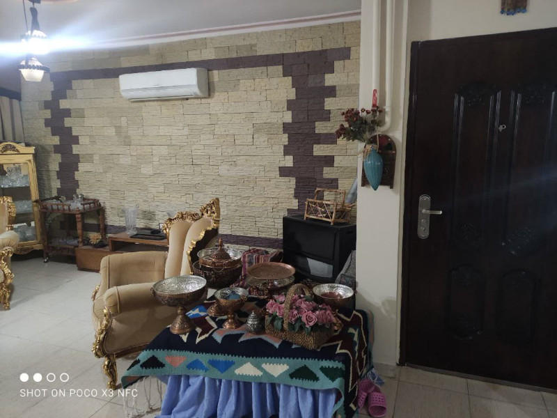 آپارتمان 130 متری سه خوابه در خیابان امیرکبیر ملایر