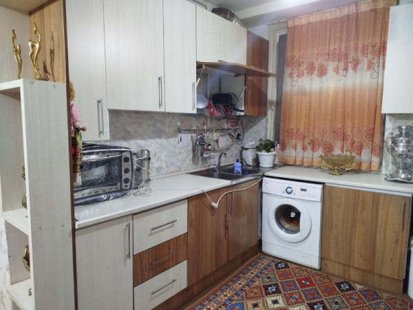 آپارتمان 65 متری دو خوابه در میدان سرو ملایر
