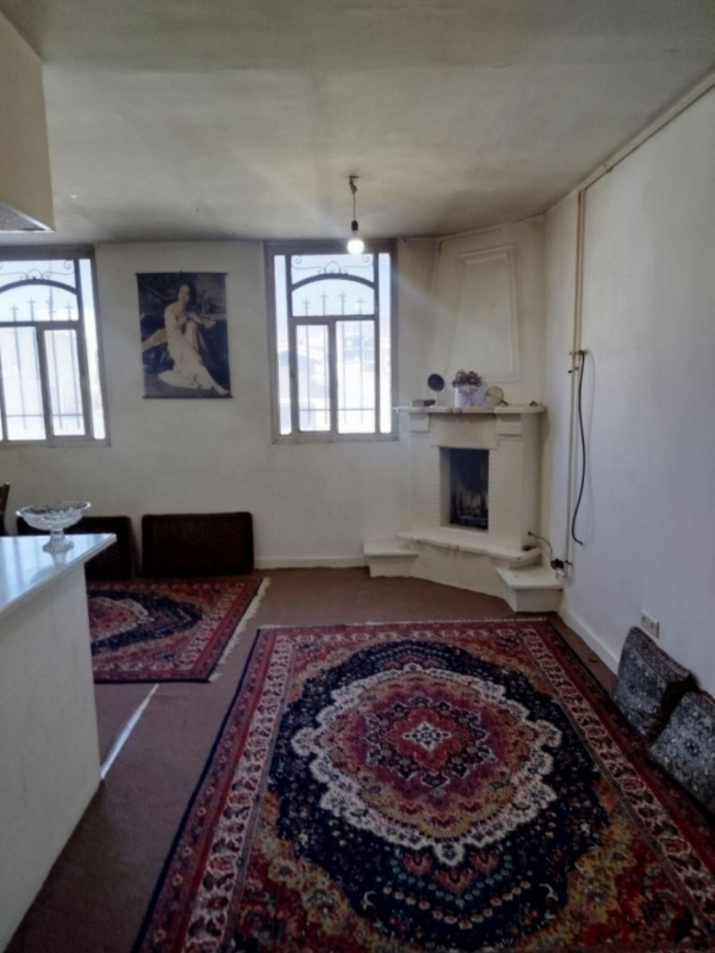 آپارتمان 72 متری دو خوابه در خیابان میثم تمار ملایر