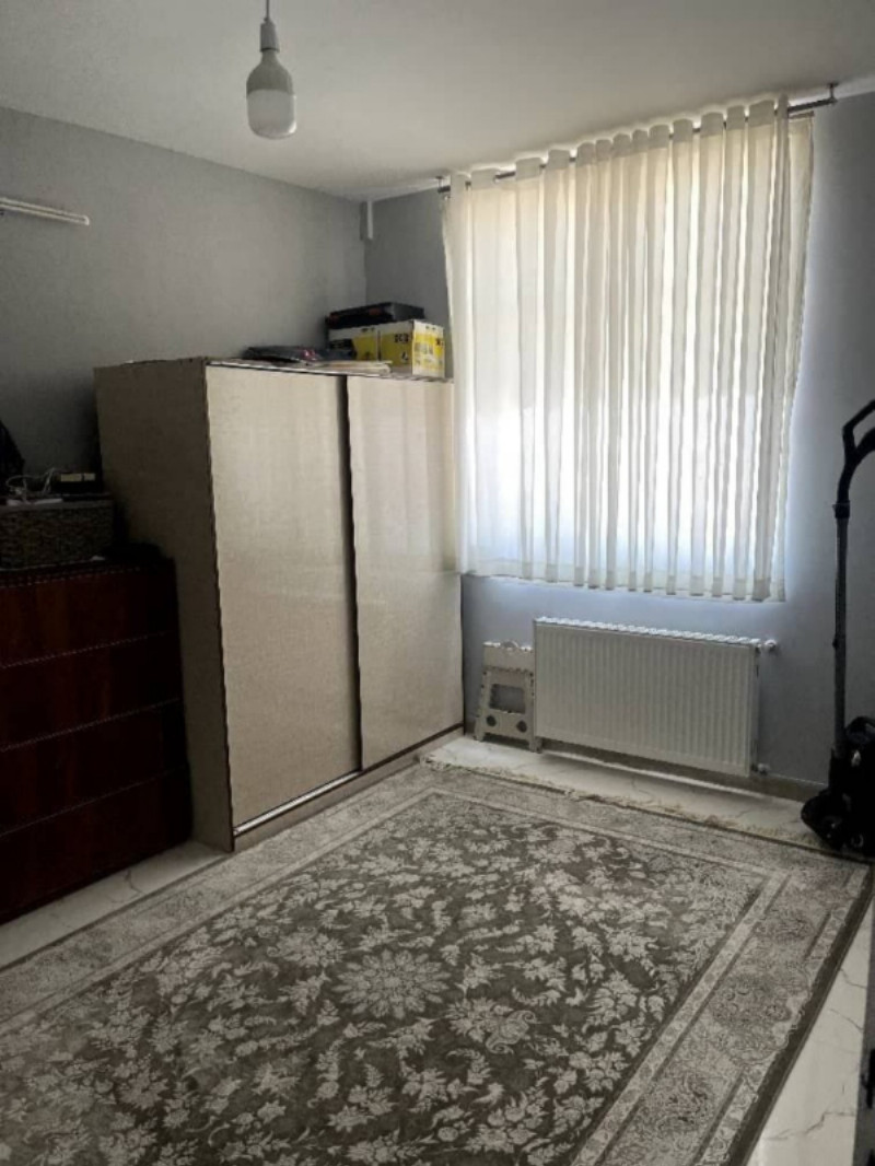 آپارتمان 104 متری دو خوابه در خیابان خلبان ملایر