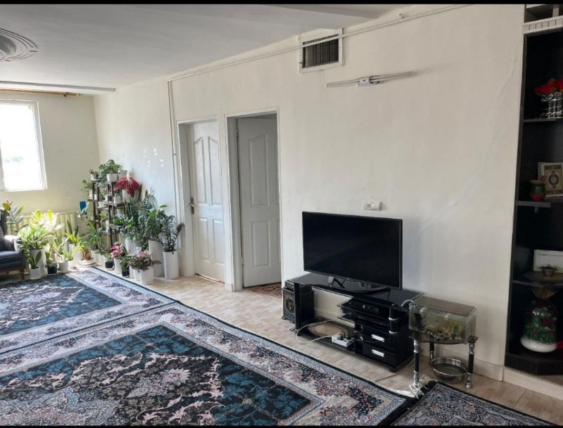 آپارتمان 150 متری سه خوابه در خیابان سعدی ملایر