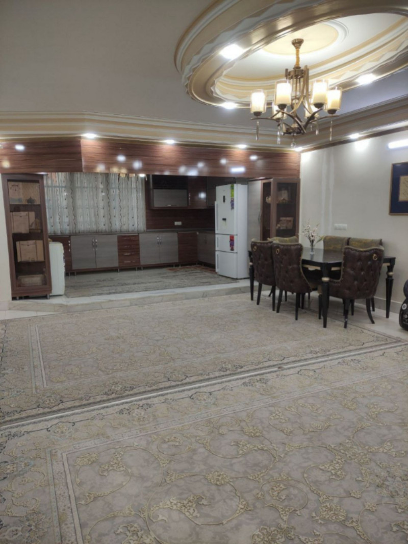 آپارتمان 110 متری دو خوابه در خیابان باباطاهر ملایر