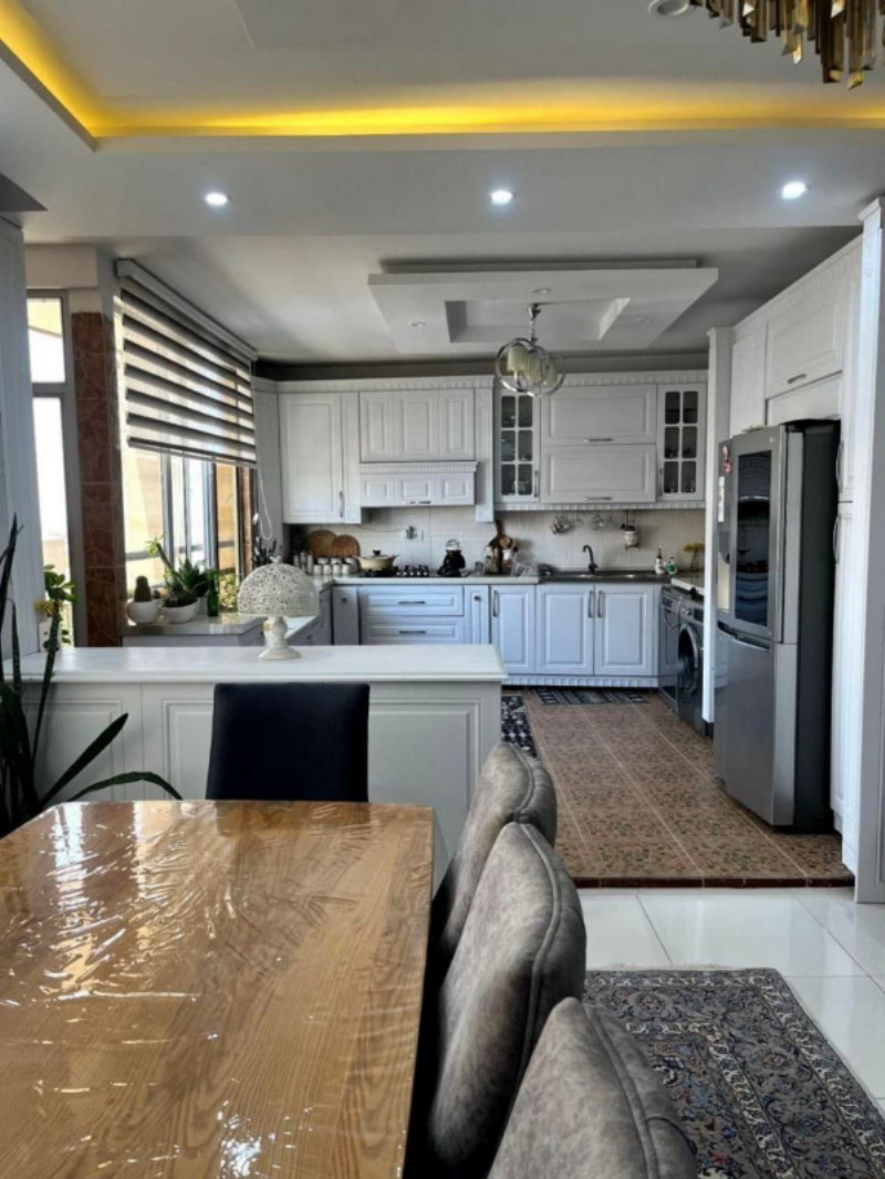 آپارتمان 104 متری دو خوابه در خیابان خلبان ملایر