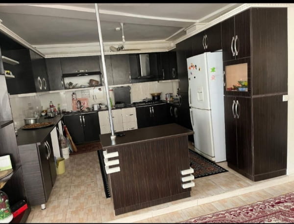آپارتمان 150 متری سه خوابه در خیابان سعدی ملایر