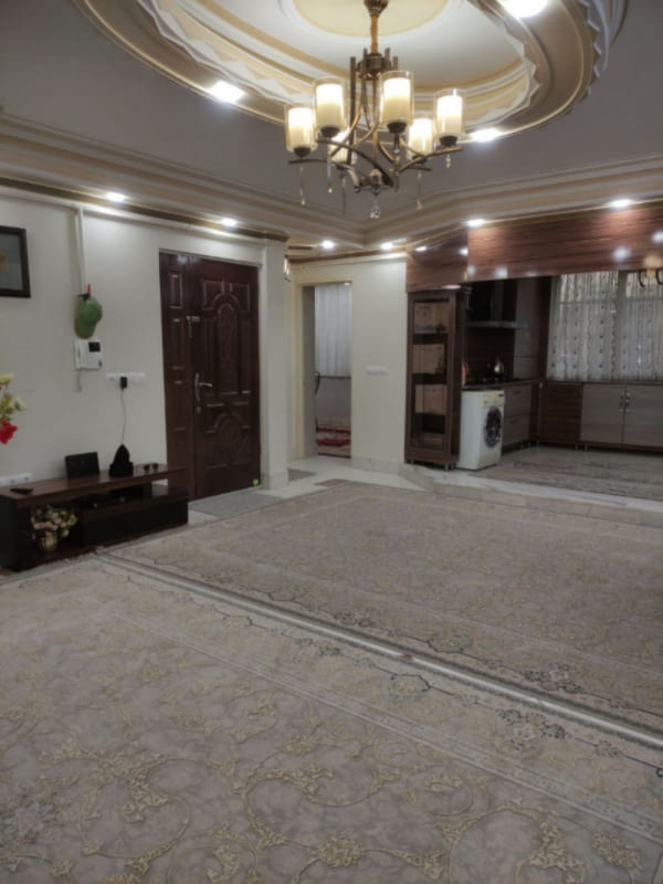 آپارتمان 110 متری دو خوابه در خیابان باباطاهر ملایر
