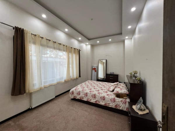 ویلا 550 متری چهارخوابه در طاووسیه کرج