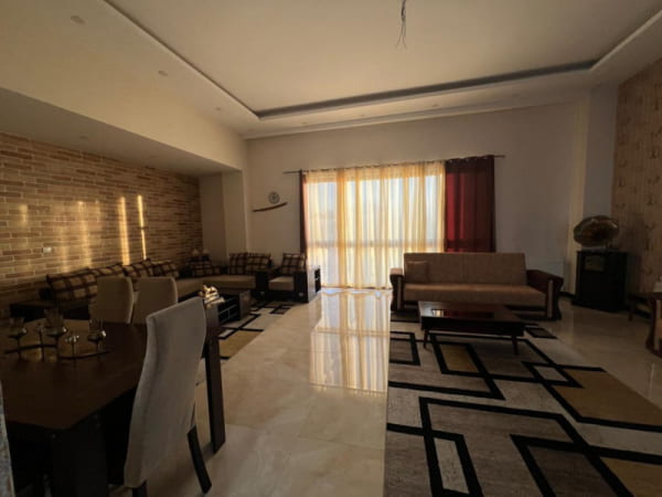 ویلا 550 متری چهارخوابه در طاووسیه کرج