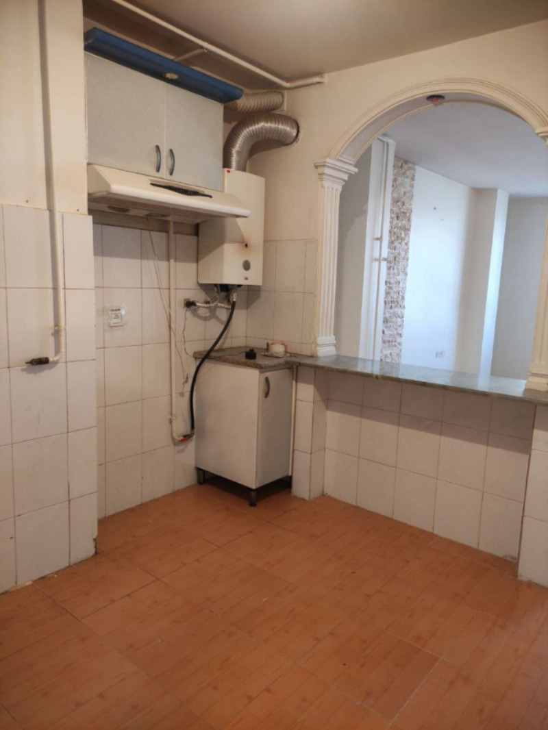 آپارتمان 80 متری دو خوابه در خیابان باباطاهر ملایر