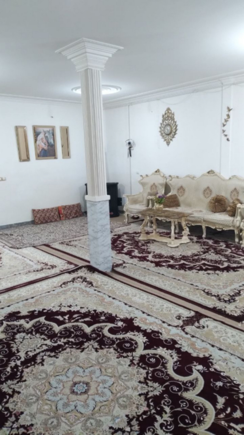 ویلا 266 متری دو خوابه در میدان سرو ملایر