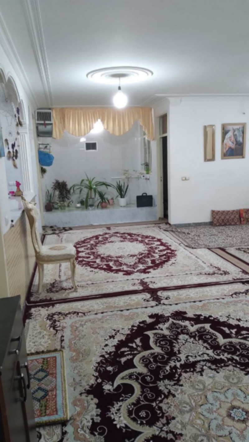 ویلا 266 متری دو خوابه در میدان سرو ملایر