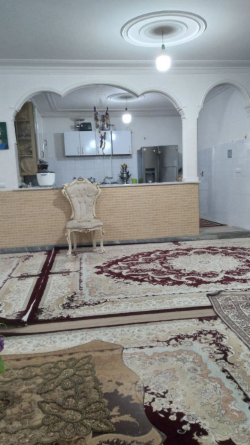 ویلا 266 متری دو خوابه در میدان سرو ملایر