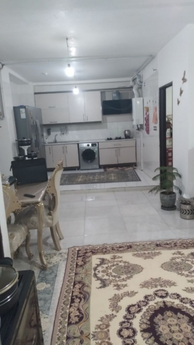 آپارتمان 85 متری دو خوابه در میدان قائم ملایر