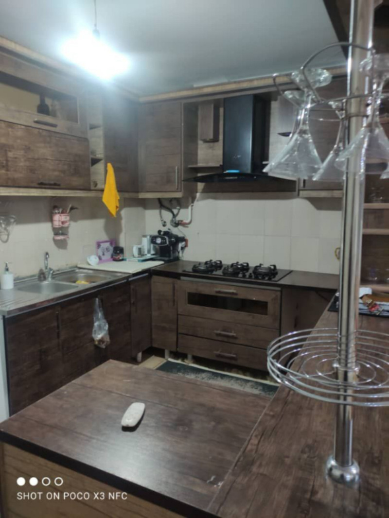 آپارتمان 74 متری دو خوابه در میدان زندیه ملایر