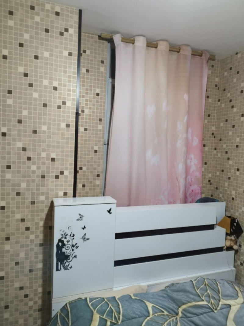 آپارتمان 80 متری دو خوابه در میدان آزادگان ملایر