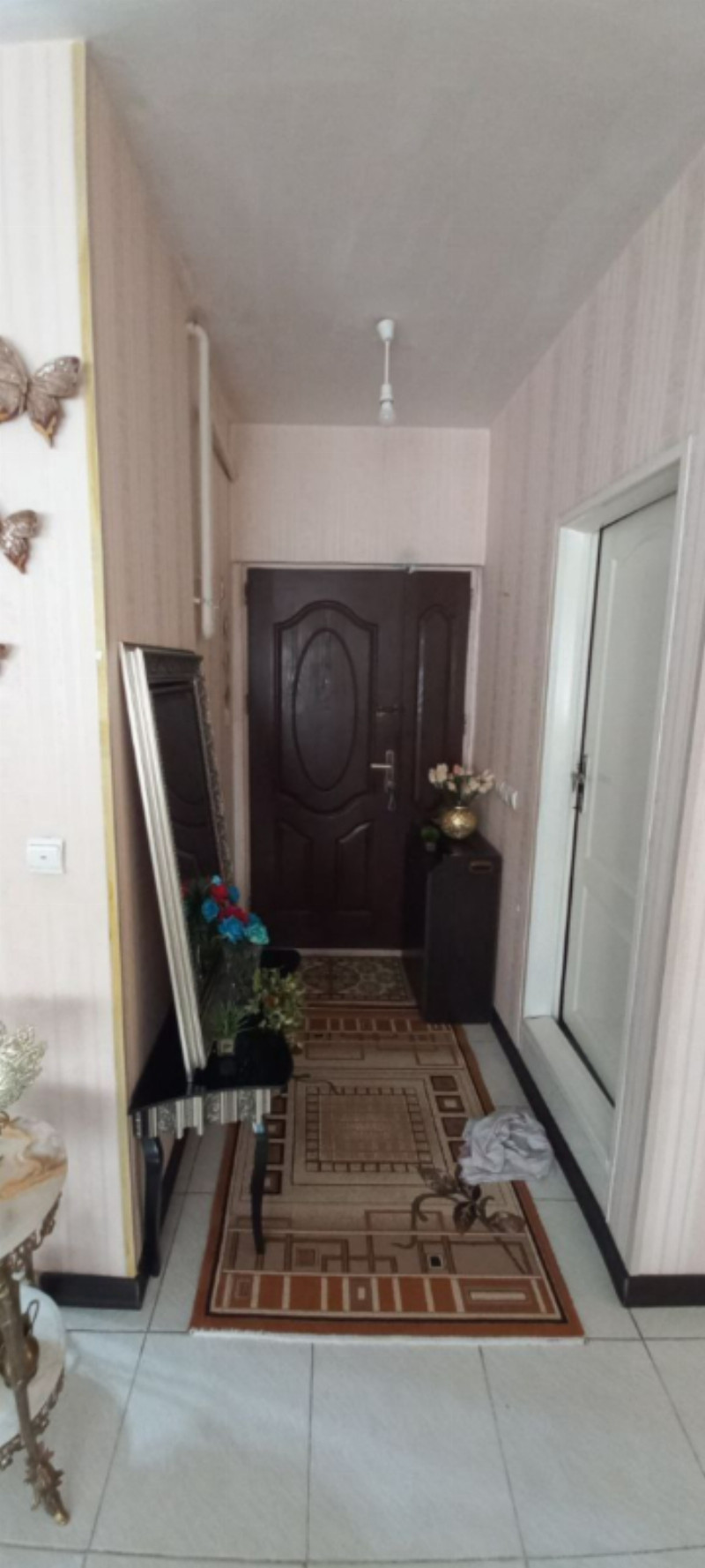 آپارتمان 76 متری دو خوابه در ملایر1262863460