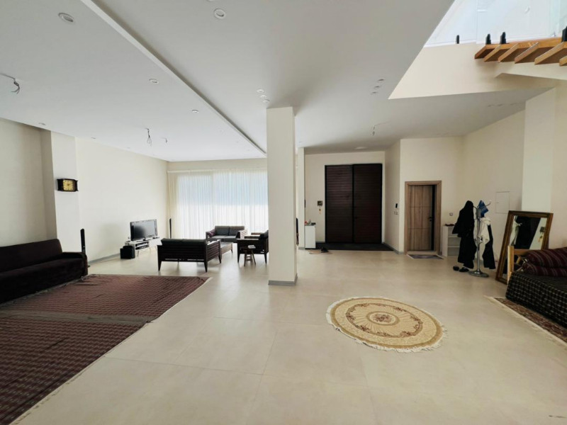 ویلا 400 متری چهارخوابه در طاووسیه کرج1263433717