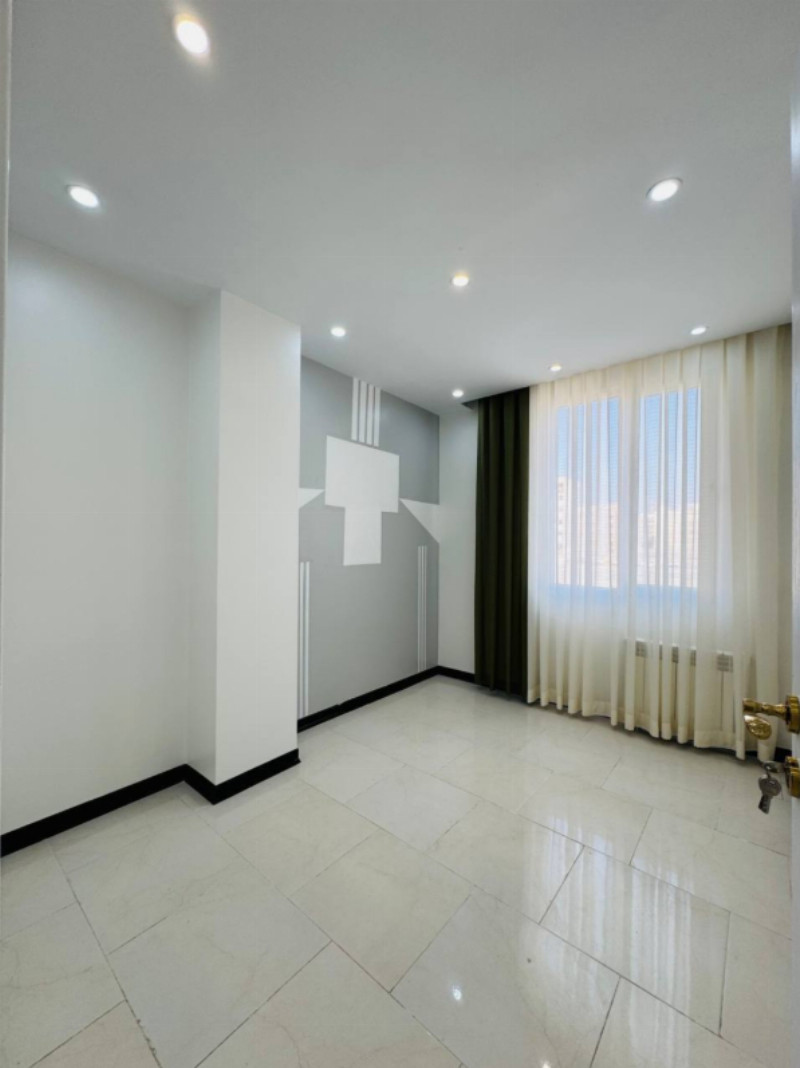 آپارتمان 81 متری دو خوابه در اندیشه1263343606