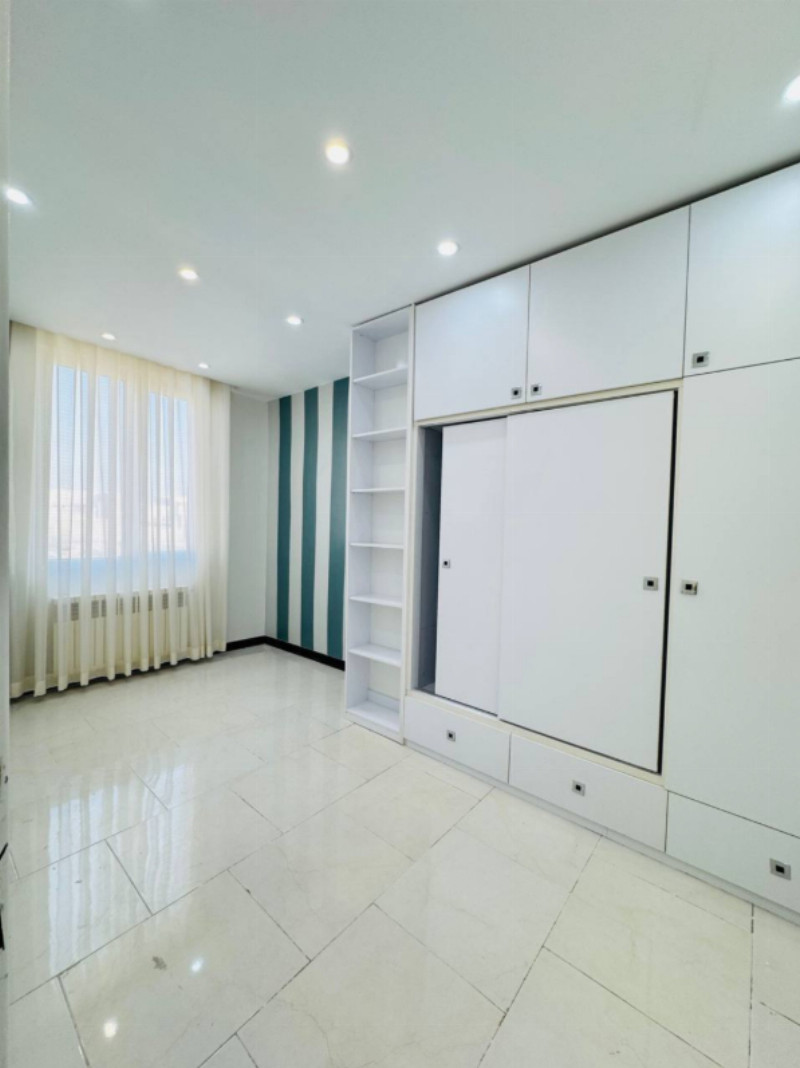 آپارتمان 81 متری دو خوابه در اندیشه1263343602