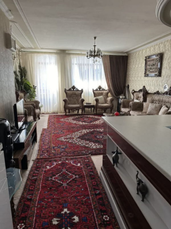 آپارتمان 88 متری دو خوابه در میدان ونک تبریز