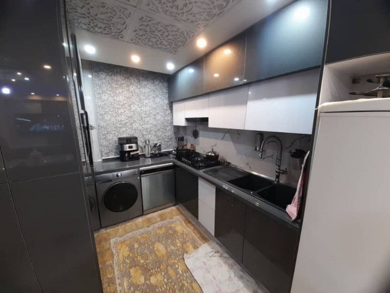 آپارتمان 103 متری در اندیشه1263693847