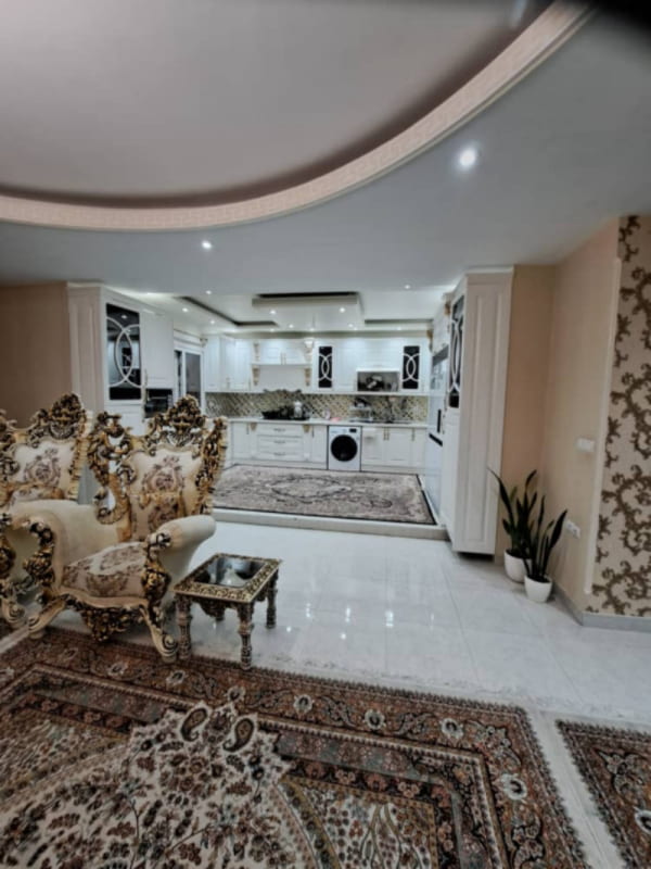 آپارتمان 150 متری سه خوابه در فاز 2 اندیشه 5