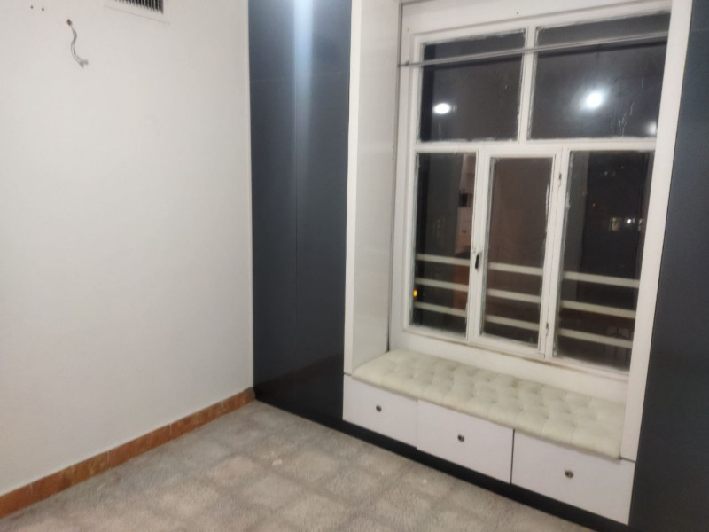 آپارتمان 74 متری یک خوابه در خیابان سعدی ملایر