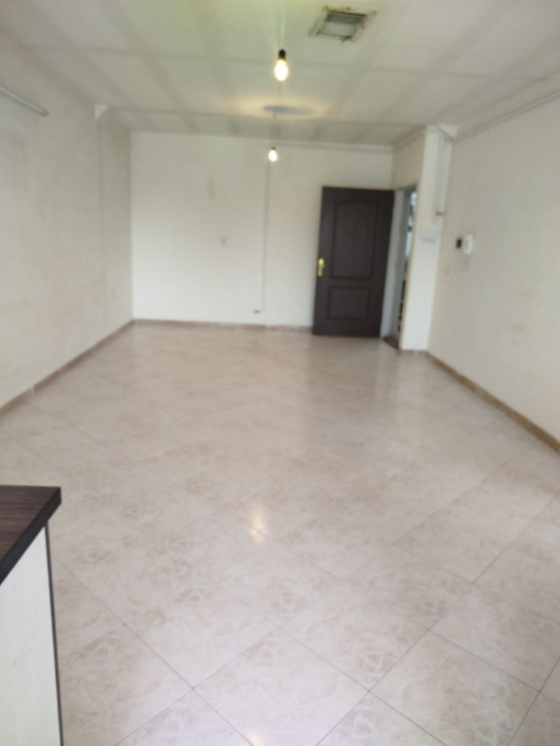 آپارتمان 82 متری دو خوابه در خیابان اراک ملایر