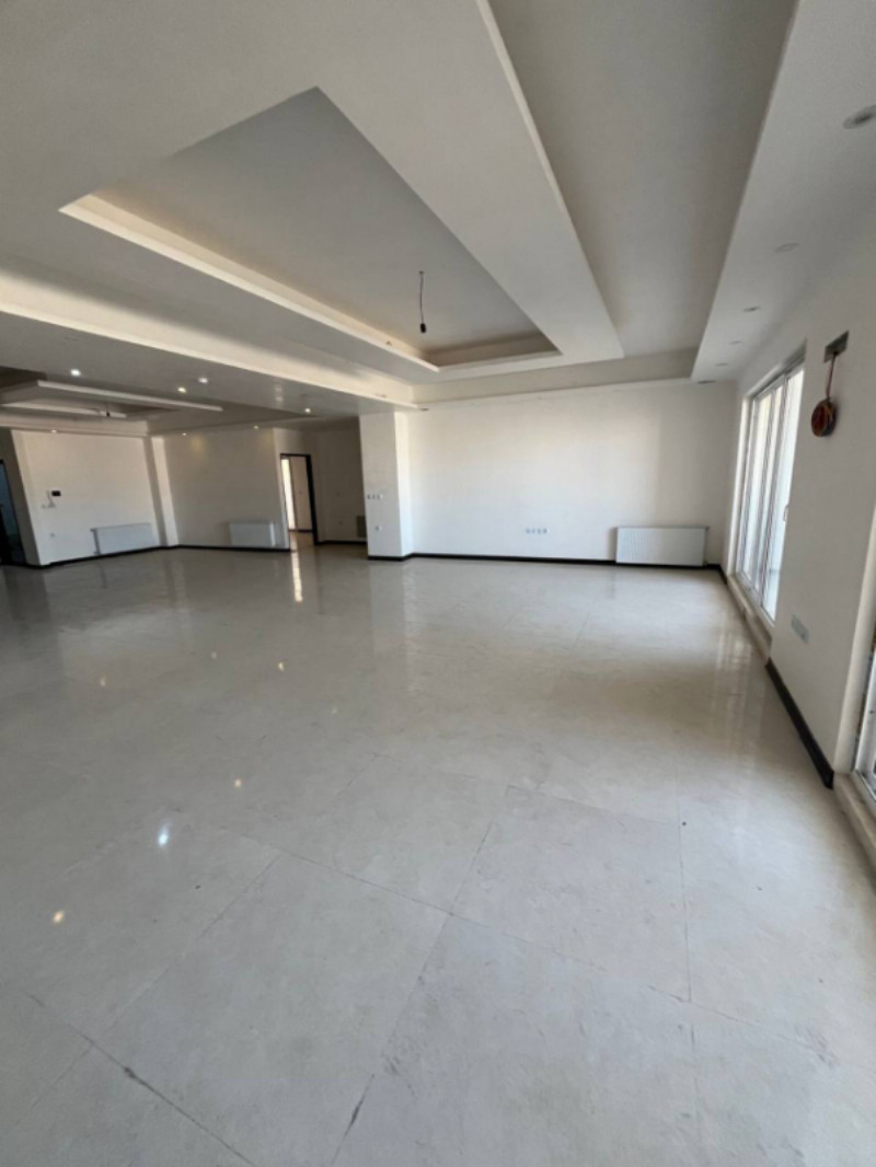 آپارتمان 260 متری چهارخوابه در نکا