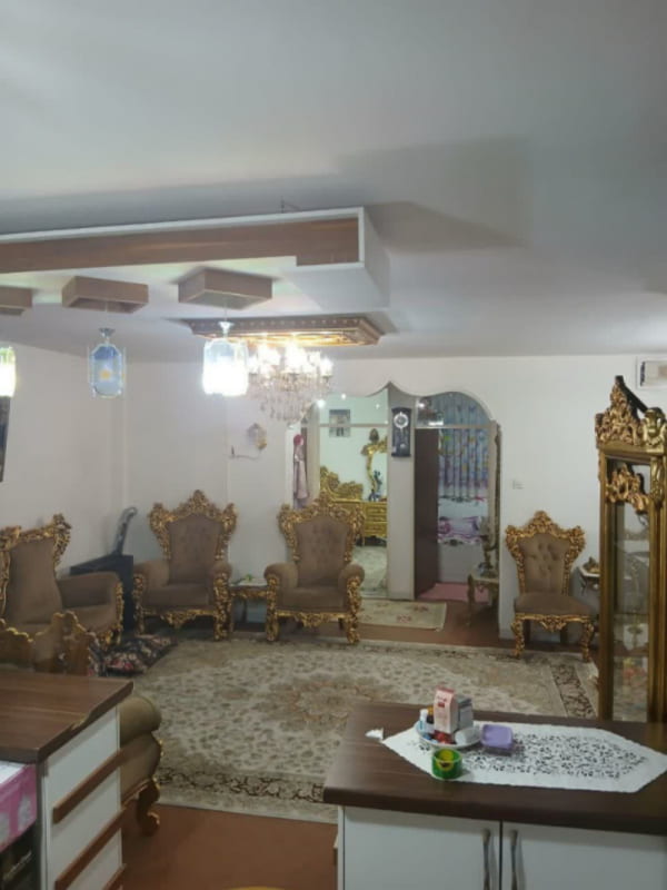 آپارتمان 80 متری دو خوابه در ملایر