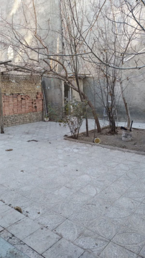 ویلا 270 متری دو خوابه در ملایر
