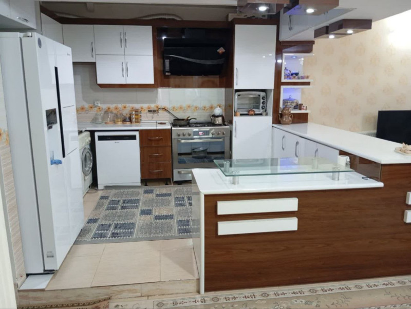 آپارتمان 92 متری دو خوابه در ابن یمین سبزوار