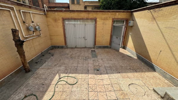 خانه 122 متری یک خوابه در باغمیشه تبریز