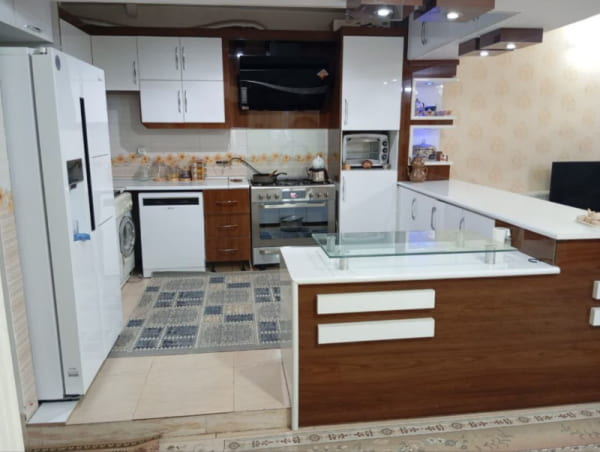آپارتمان 92 متری دو خوابه در ابن یمین سبزوار
