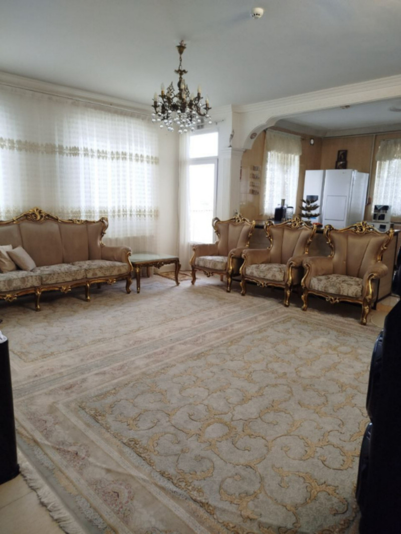 آپارتمان 81 متری دو خوابه در ملایر