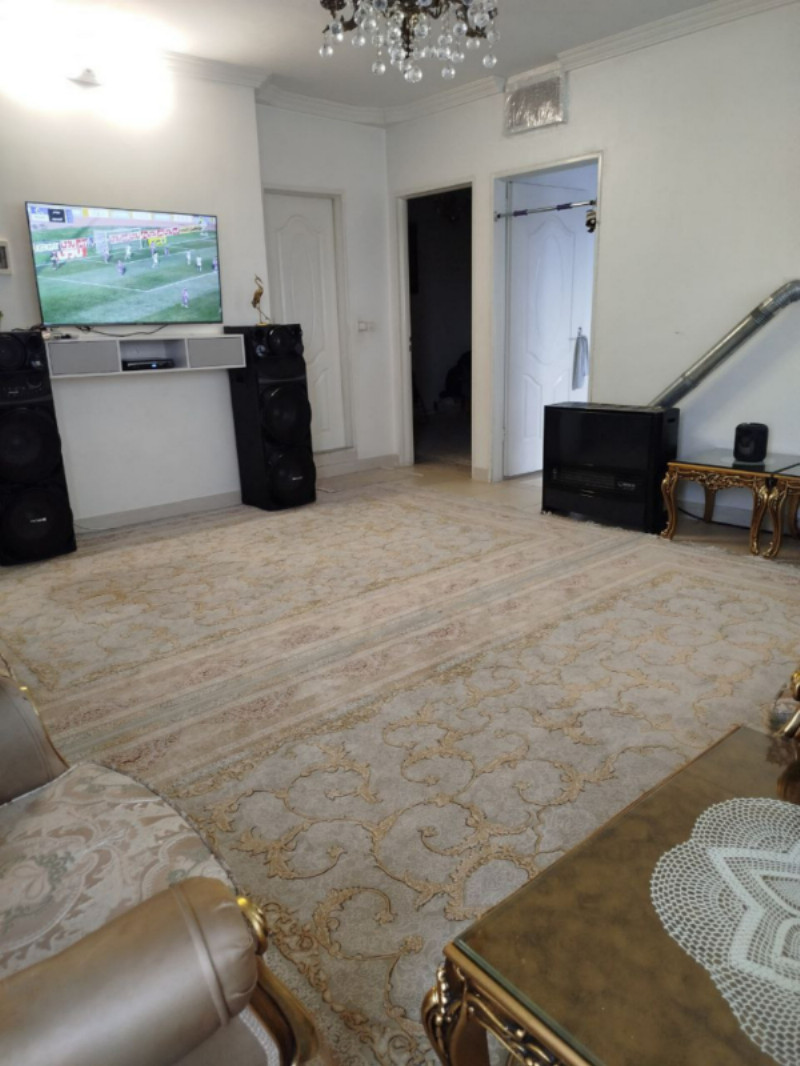 آپارتمان 81 متری دو خوابه در ملایر